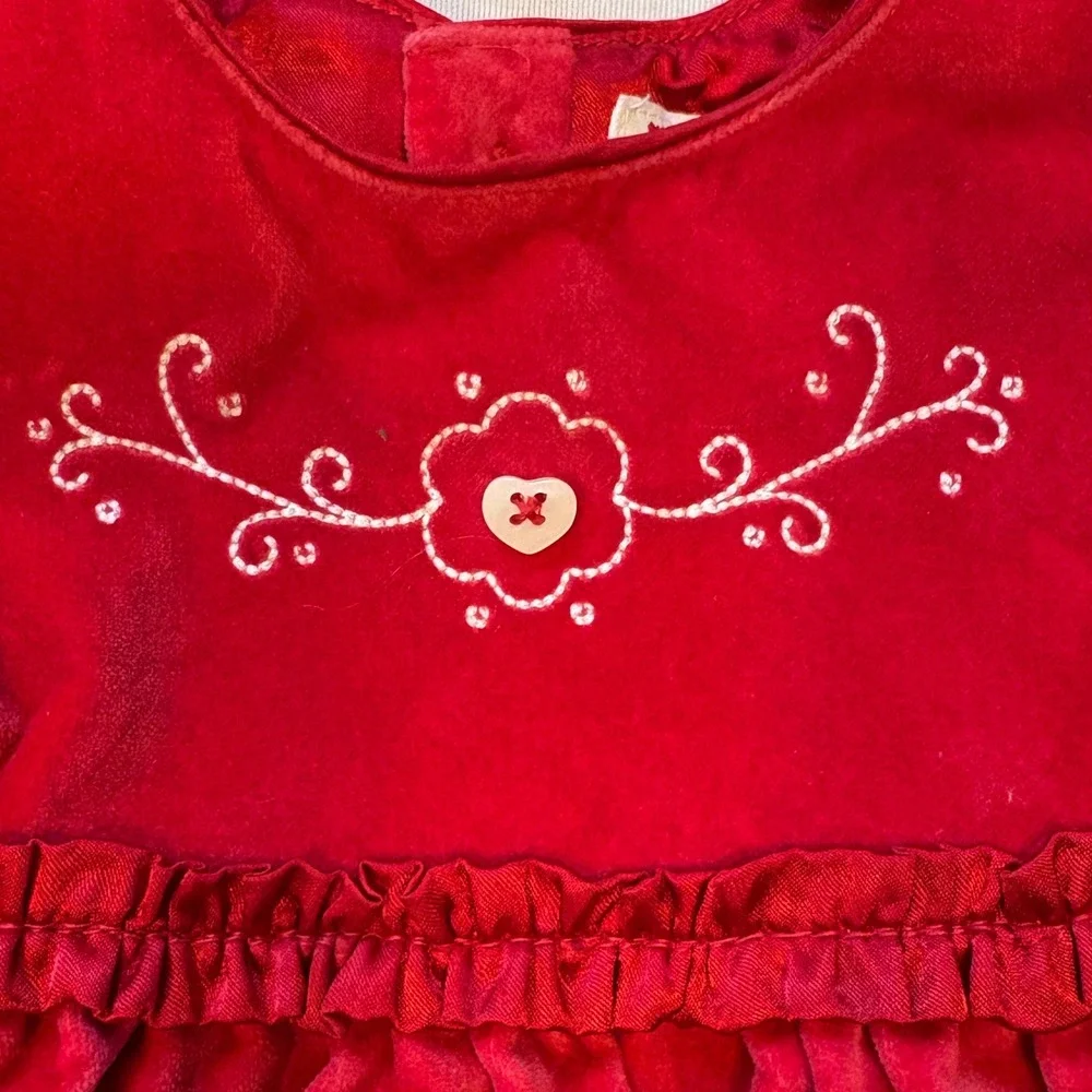 Baby Gap Red Velvet Holiday Dress Infant 3-6 Months Heart Buttons 400026-00‎